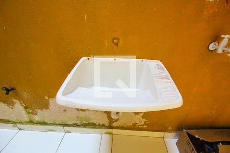 Área de serviço de casa de condomínio para alugar com 2 quartos, 55m² em Vila Princesa Isabel, São Paulo