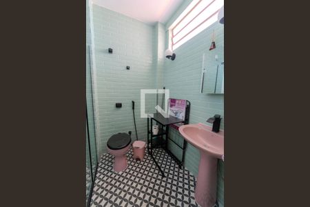 Banheiro de kitnet/studio para alugar com 1 quarto, 32m² em Consolação, São Paulo