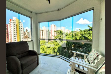 Sala de apartamento à venda com 4 quartos, 142m² em Carmo, Belo Horizonte