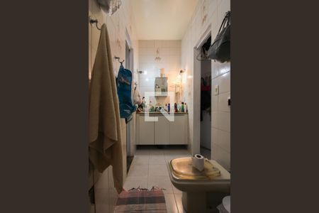 Banheiro Semi - Suíte 1 e 2 de casa à venda com 6 quartos, 530m² em Santa Amelia, Belo Horizonte