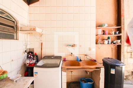 Área de Serviço de casa à venda com 6 quartos, 530m² em Santa Amelia, Belo Horizonte