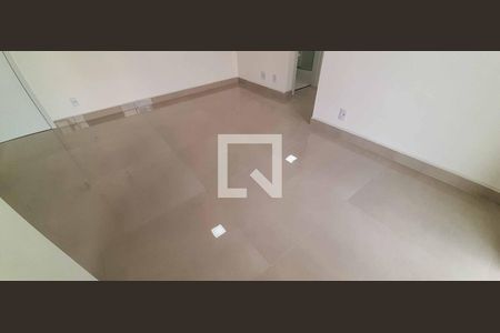 Sala de apartamento para alugar com 2 quartos, 55m² em São Pedro, Osasco