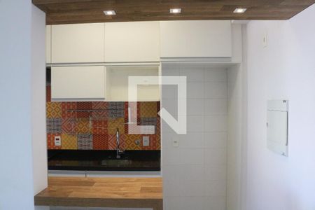 Cozinha de apartamento para alugar com 2 quartos, 53m² em Lapa, São Paulo