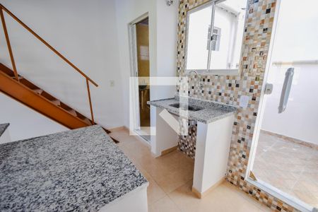 Cozinha de kitnet/studio para alugar com 1 quarto, 25m² em Méier, Rio de Janeiro