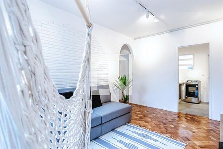 Apartamento à venda com 3 quartos, 75m² em Vila Cordeiro, São Paulo