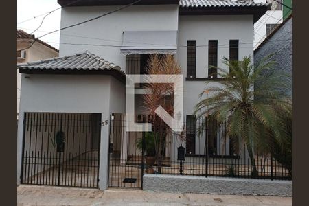 Casa à venda com 4 quartos, 200m² em Largo do Barradas, Niterói