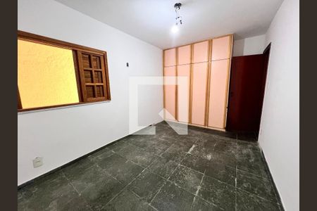 Quarto 2 de casa à venda com 3 quartos, 322m² em Taquara, Rio de Janeiro