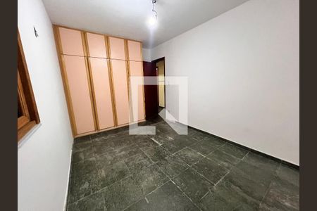 Quarto 2 de casa à venda com 3 quartos, 322m² em Taquara, Rio de Janeiro