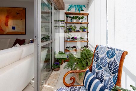 Varanda de apartamento à venda com 3 quartos, 115m² em Campo Belo, São Paulo