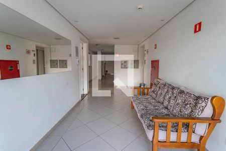 Hall de entrada  de apartamento à venda com 2 quartos, 48m² em Centro, Diadema