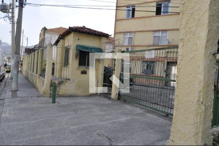 Fachada de apartamento à venda com 2 quartos, 55m² em Pilares, Rio de Janeiro