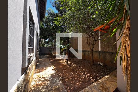 Canil - 2° andar de casa à venda com 8 quartos, 400m² em Mangabeiras, Belo Horizonte
