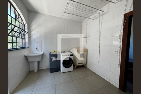 Área de Serviço de casa à venda com 8 quartos, 400m² em Mangabeiras, Belo Horizonte