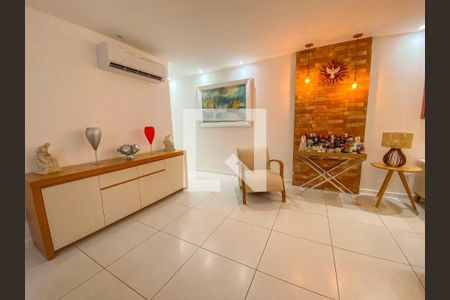 Apartamento à venda com 3 quartos, 190m² em Piratininga, Niterói