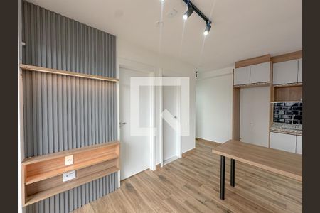 Sala/Cozinha de apartamento para alugar com 2 quartos, 40m² em Barra Funda, São Paulo