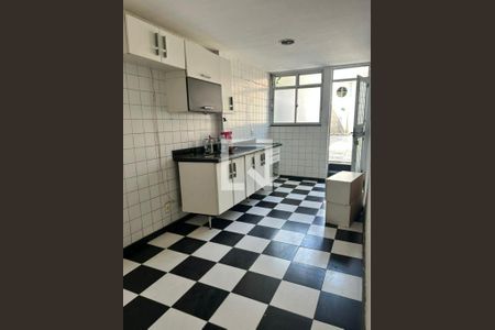 Casa à venda com 4 quartos, 66m² em Engenhoca, Niterói