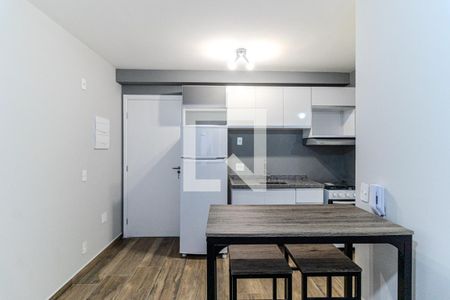 Cozinha de apartamento para alugar com 1 quarto, 26m² em Vila Buarque, São Paulo