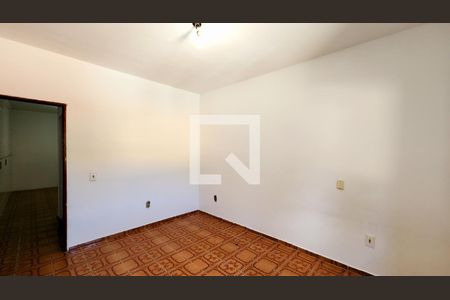 Quarto de casa para alugar com 1 quarto, 40m² em Jardim Cacula, Jundiaí