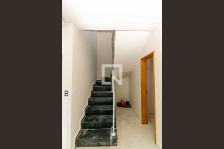 Escada de casa de condomínio à venda com 2 quartos, 76m² em Vila Formosa, São Paulo