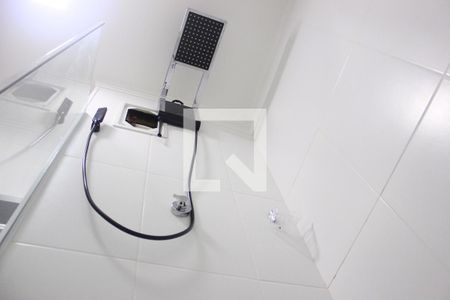 Banheiro de kitnet/studio para alugar com 1 quarto, 38m² em Centro, Guarulhos