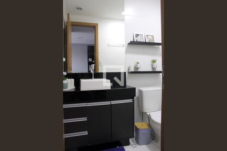 Banheiro de kitnet/studio para alugar com 1 quarto, 38m² em Centro, Guarulhos