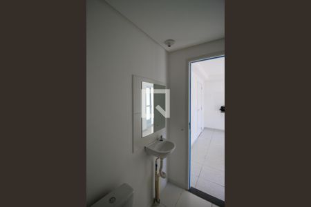 Banheiro de apartamento à venda com 2 quartos, 30m² em Cidade Antônio Estêvão de Carvalho, São Paulo