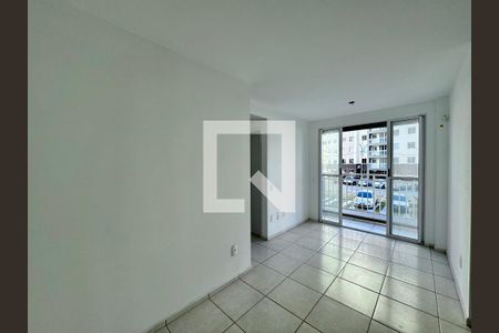 Sala de apartamento à venda com 2 quartos, 57m² em Barra Olímpica, Rio de Janeiro