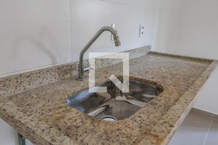 Cozinha de kitnet/studio à venda com 1 quarto, 40m² em Empresarial 18 do Forte, Barueri