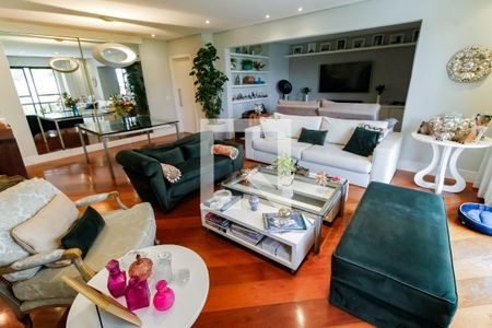 Sala 1 de apartamento à venda com 3 quartos, 176m² em Vila Suzana, São Paulo