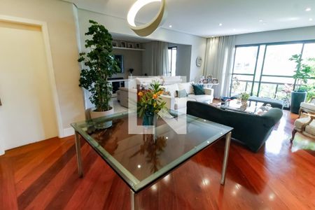 Sala de Jantar de apartamento à venda com 3 quartos, 176m² em Vila Suzana, São Paulo