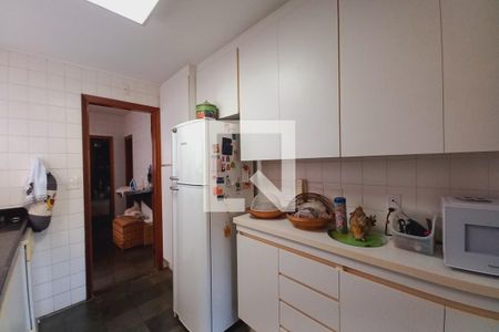 Cozinha de casa de condomínio à venda com 4 quartos, 398m² em Jardim das Palmeiras, Campinas