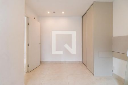 Quarto 2 de apartamento para alugar com 2 quartos, 54m² em Alphaville Empresarial, Barueri