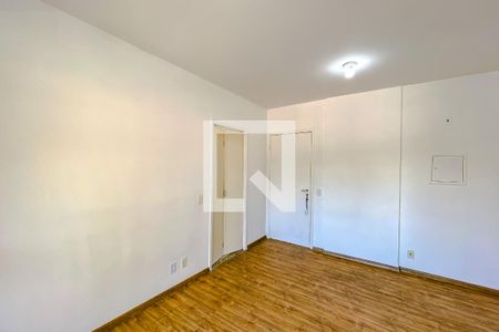 Sala de apartamento para alugar com 2 quartos, 60m² em Vila Bertioga, São Paulo
