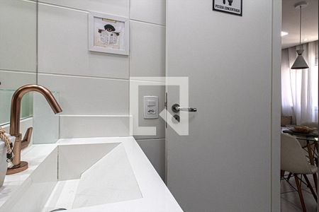 Banheiro de apartamento para alugar com 2 quartos, 33m² em Sacoma, São Paulo