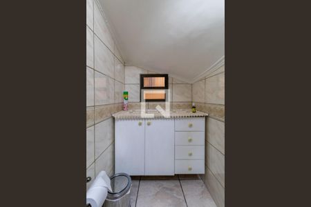 Lavabo de casa à venda com 3 quartos, 111m² em Vila Granada, São Paulo