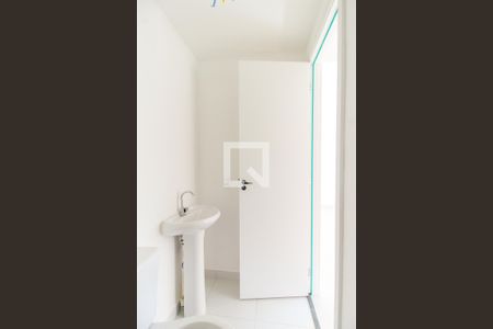 Banheiro de apartamento para alugar com 2 quartos, 32m² em Colônia (zona Leste), São Paulo