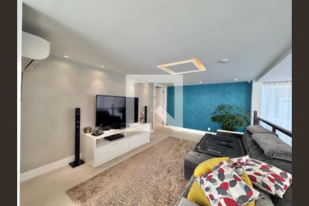 Sala de casa de condomínio à venda com 5 quartos, 906m² em Barra da Tijuca, Rio de Janeiro