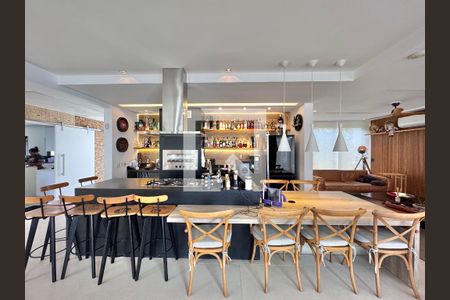 Sala de casa de condomínio à venda com 5 quartos, 906m² em Barra da Tijuca, Rio de Janeiro