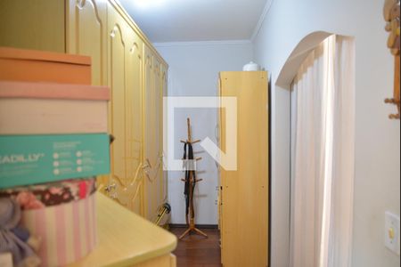 Closet da suíte 4 de casa à venda com 5 quartos, 356m² em Jardim Ocara, Santo André