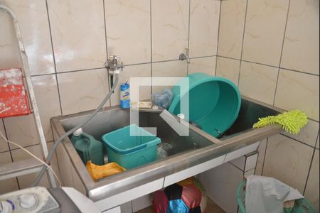 Área de Serviço de casa à venda com 5 quartos, 356m² em Jardim Ocara, Santo André