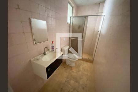Banheiro de casa à venda com 3 quartos, 230m² em Encantado, Rio de Janeiro