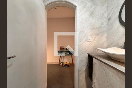 Lavabo de casa para alugar com 4 quartos, 220m² em Parque Marajoara, Santo André