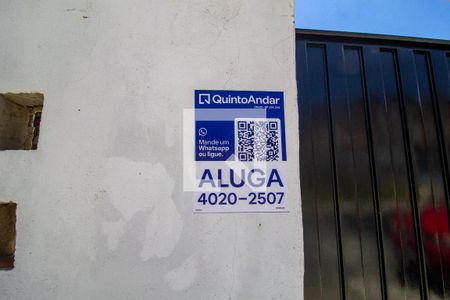 Fachada de casa para alugar com 1 quarto, 32m² em Jardim Simus, Sorocaba