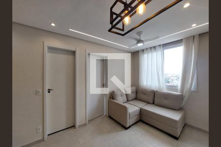 Sala de apartamento para alugar com 2 quartos, 33m² em Jardim Prudência, São Paulo