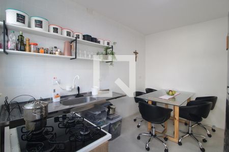 Cozinha de casa à venda com 2 quartos, 100m² em Jardim Santa Helena, São Paulo