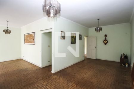 Sala de casa à venda com 4 quartos, 215m² em Jardim da Saúde, São Paulo