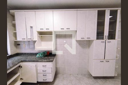 Cozinha de casa para alugar com 4 quartos, 200m² em Chácara Santo Antônio (zona Leste), São Paulo