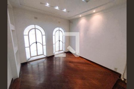 Sala de casa para alugar com 4 quartos, 200m² em Chácara Santo Antônio (zona Leste), São Paulo