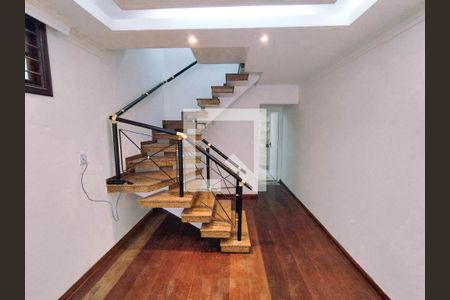 Sala de casa para alugar com 4 quartos, 200m² em Chácara Santo Antônio (zona Leste), São Paulo