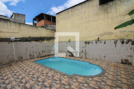 Piscina de casa à venda com 5 quartos, 142m² em Céu Azul, Belo Horizonte